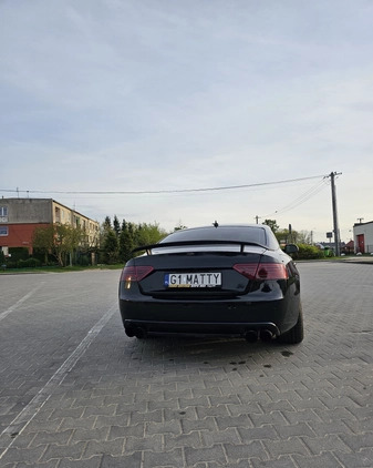 Audi A5 cena 67999 przebieg: 170000, rok produkcji 2012 z Gdańsk małe 137